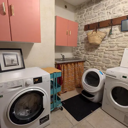 Homestay Townhouse 3 Bedrooms Calvisson