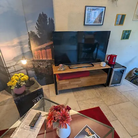 Townhouse 3 Bedrooms *