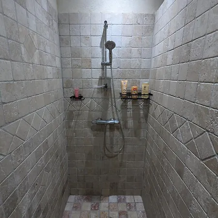 Townhouse 3 Bedrooms Homestay *